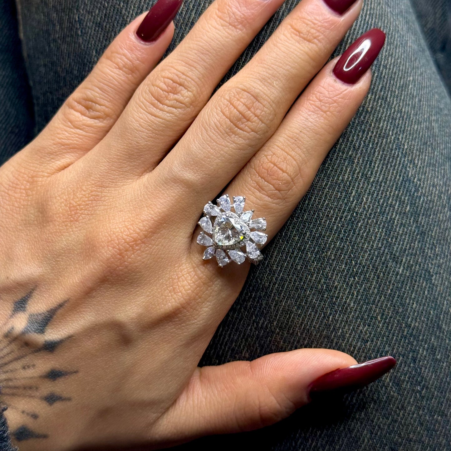 Büyük Kalpli Yüzük