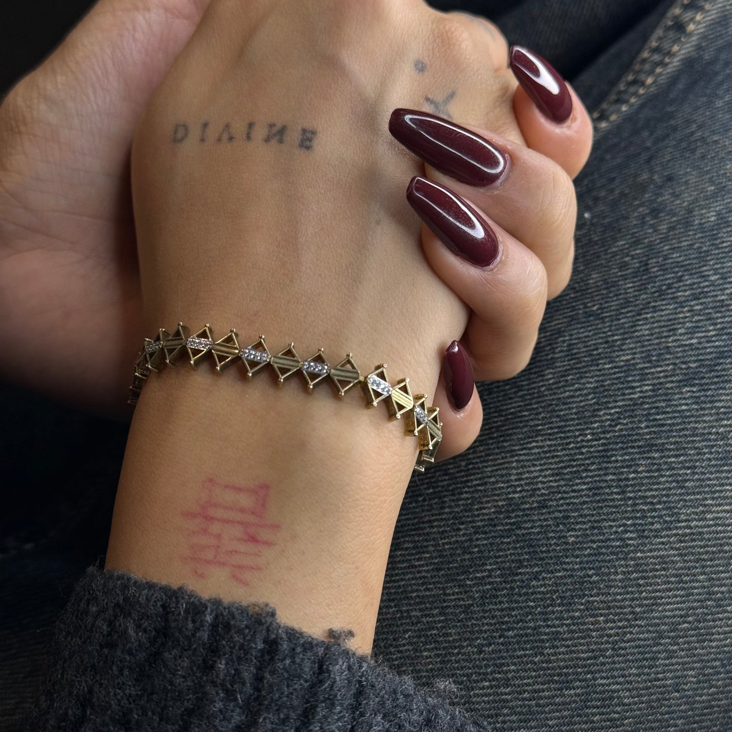 Üçgenli Altın Eskitme Bileklik