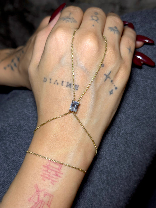 Baget Taşlı Şahmeran